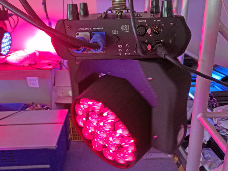 Aura 19pcs 4in1 LED移动头部洗头