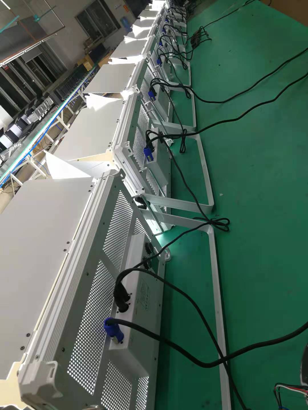 白色200W双色温面板灯